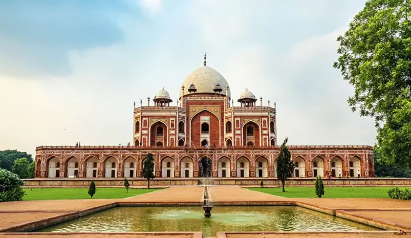 Same Day Delhi to Agra Tour Package by AC Car