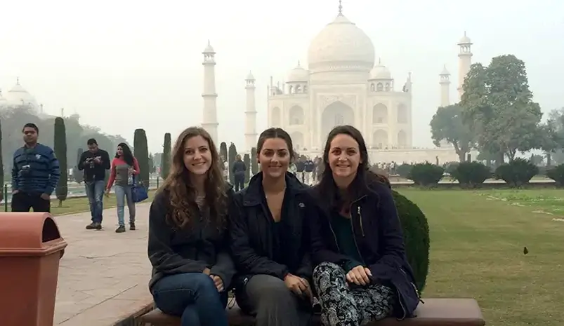 "Female Tour Guide Services in India: Travel with Confidence, Comfort & Cultural Connection"