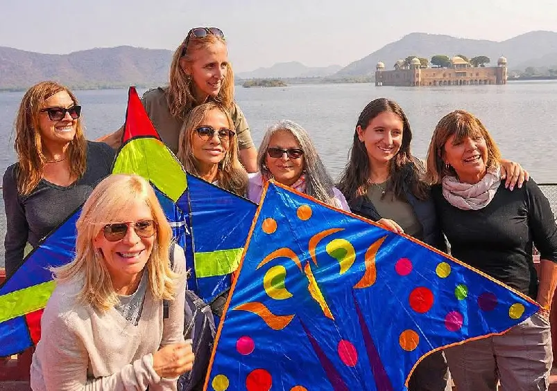 How to Plan a Group Tour to India from USA – Visa, Flights & Custom Travel Tips