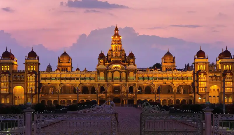 India Tour from USA: Private, Safe & Culturally Immersive Travel Experience