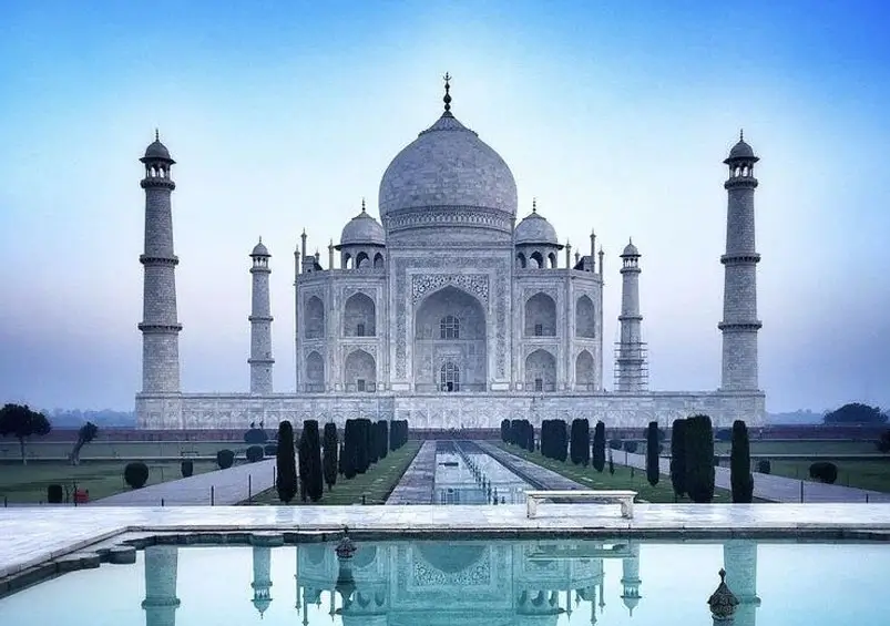 Best Places to Visit Near Taj Mahal in One Day