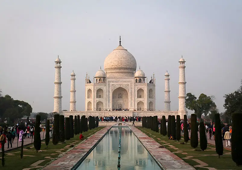 How to Reach Taj Mahal from Delhi by Car, Train & Flight