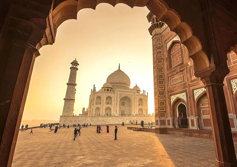 Taj Mahal vs Other Seven Wonders – What Makes It Unique