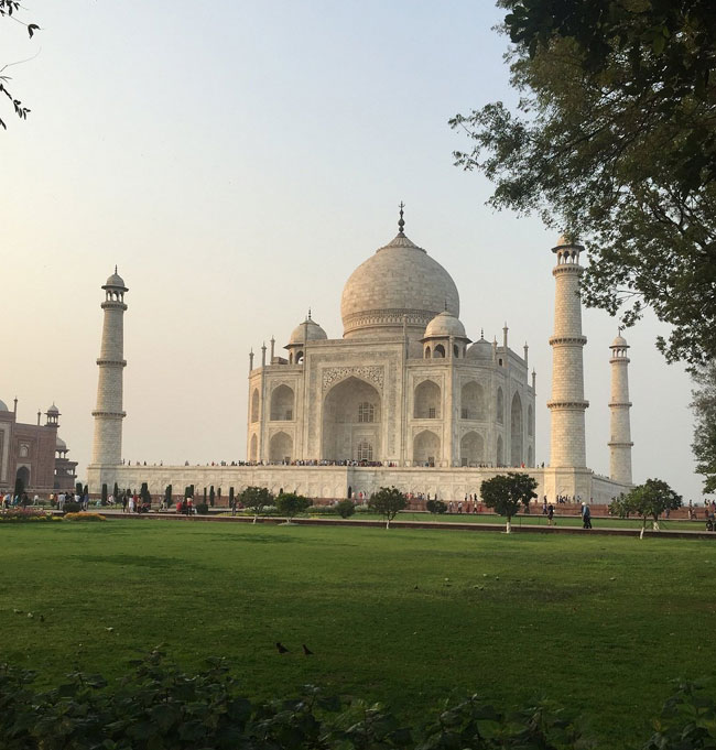 4 Days Golden Triangle Tour – Delhi, Agra & Jaipur with Rich Cultural Insights