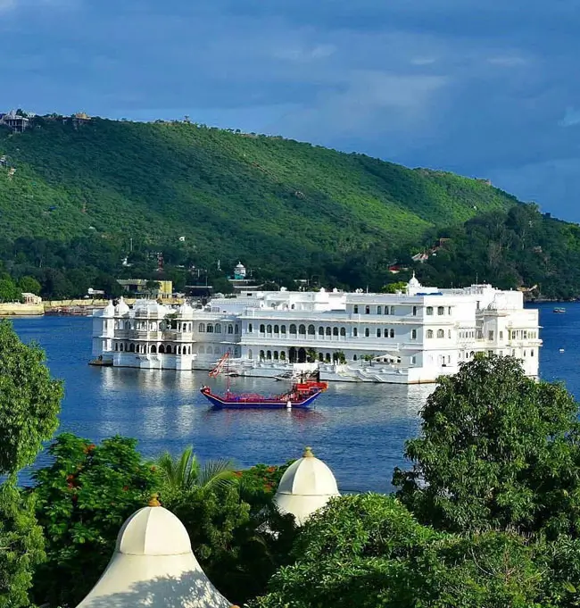golden-triangle-milestone-birthday-luxury-tour-india