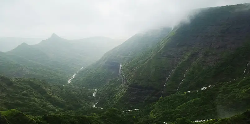 bhandardara-a-hidden-gem-in-maharashtra